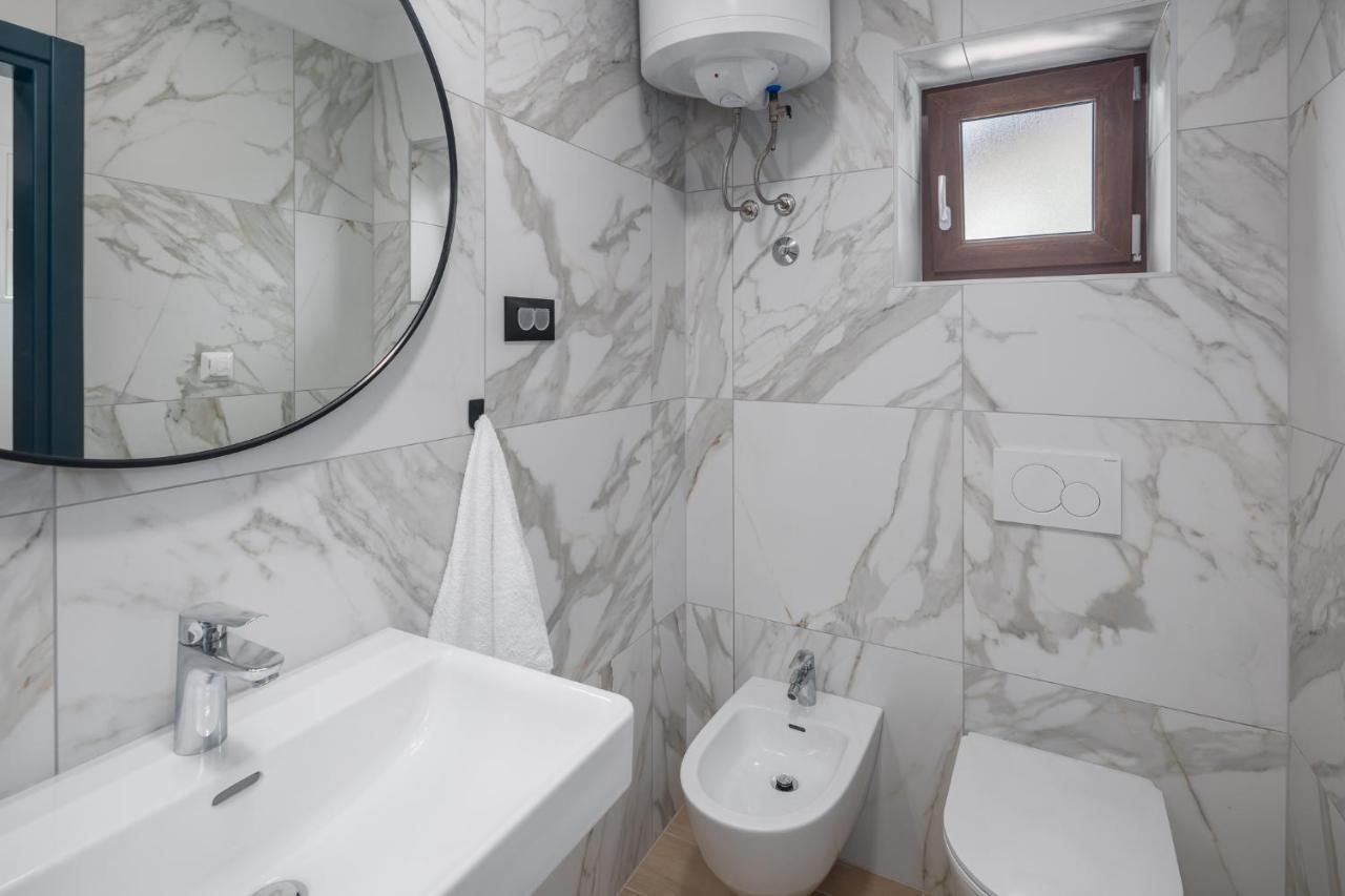 Spada Premium Apartments Porec Bagian luar foto