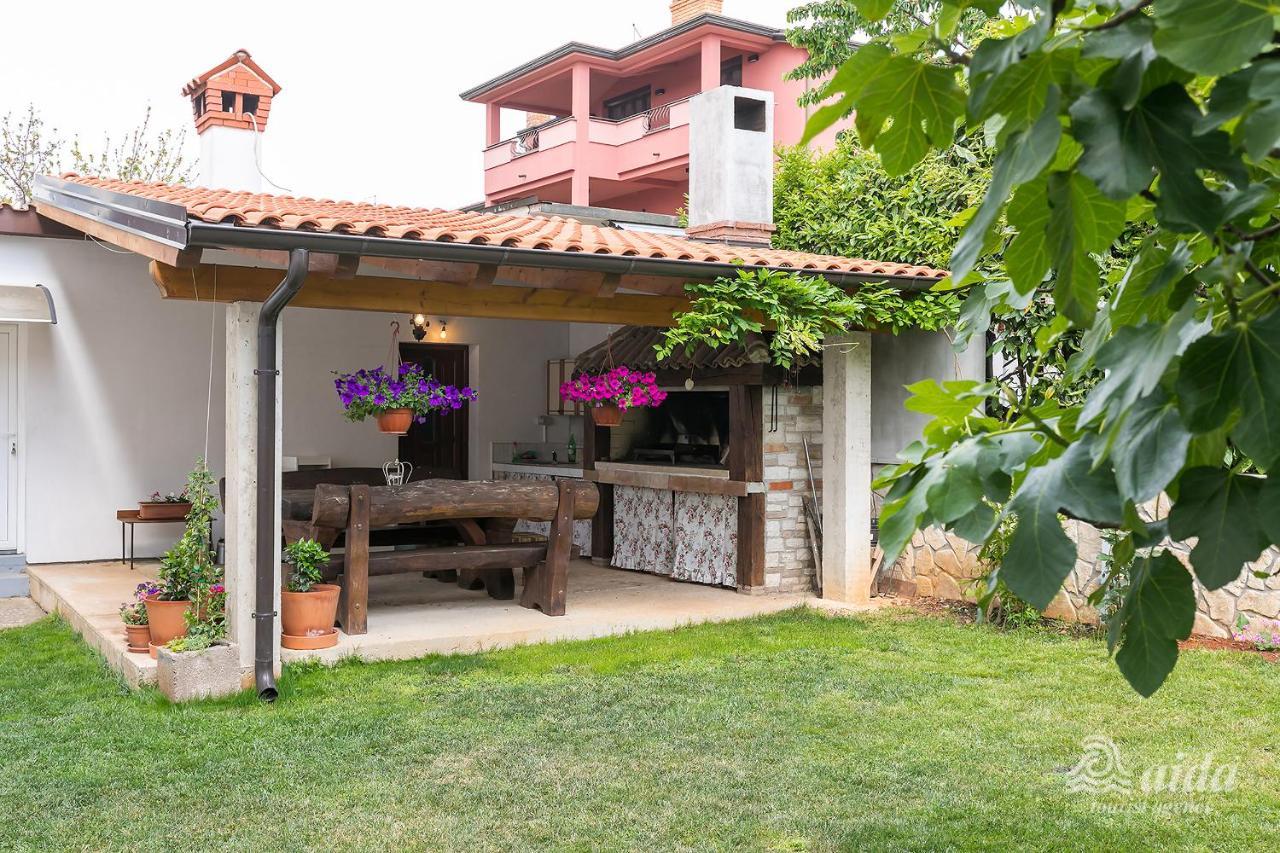 Spada Premium Apartments Porec Bagian luar foto